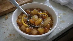 Mostarda di mele e pere fatta in casa: dolce-piccante, perfetta con bollito e formaggi